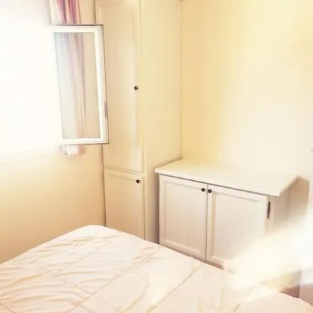 Petit Cocon En Provence Apartment Mallemort Exterior photo